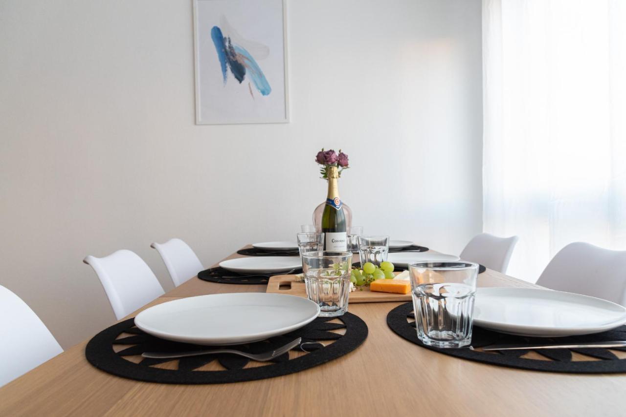 Apartamento Amplia Vivienda Con Garaje Vigo Exterior foto