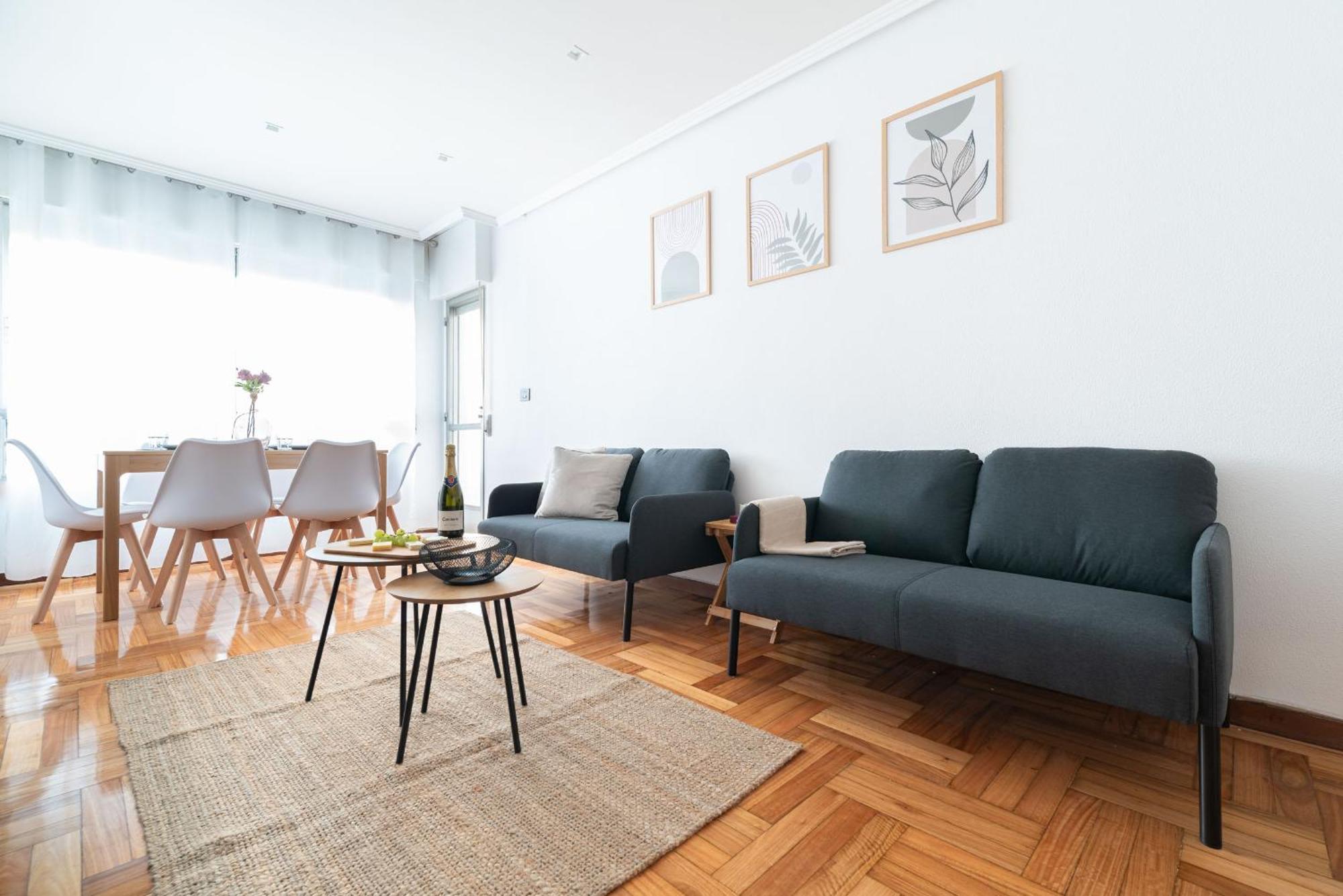 Apartamento Amplia Vivienda Con Garaje Vigo Exterior foto