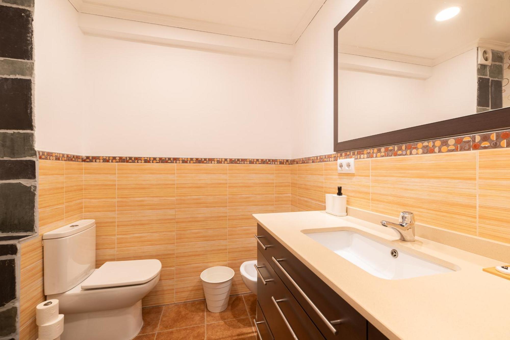 Apartamento Amplia Vivienda Con Garaje Vigo Exterior foto